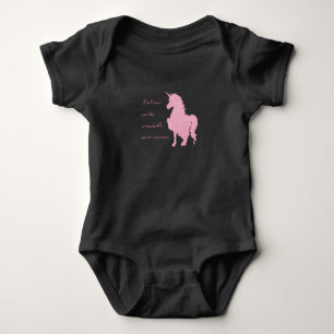 Body Je crois en la licorne rose invisible.