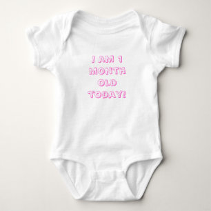 Body Je suis bébé d'un mois aujourd'hui !