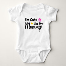 Je suis mignon comme mon bébé mamie