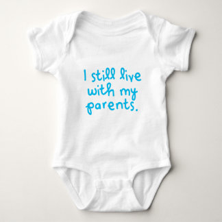 Body Je vis toujours avec mes parents