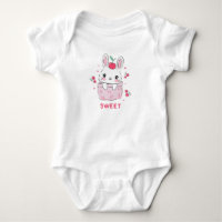Lapin Mignon dans une Poche Rose Cerise - Douce Ka