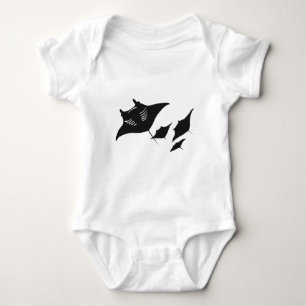 Body manta ray scuba diving des plongeurs plongent