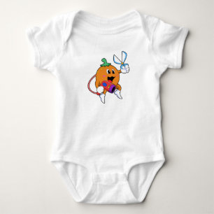 Body Orange comme Coiffeur avec ciseaux et sèche-cheveu