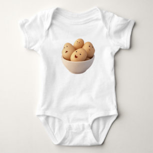 Body Pommes de terre mignonnes dans un bol
