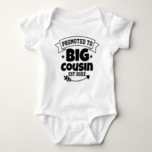 Body Promu À Big Cousin Des Présentations Futures Étonn