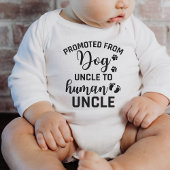 Body promu de l'oncle de chien à l'oncle humain