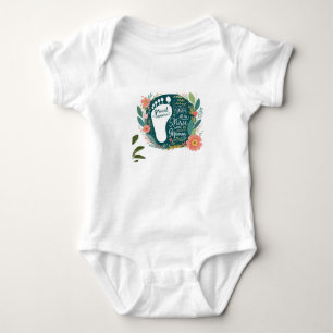 Body Proud Nurse Mama – Floral Baby Footprint Design