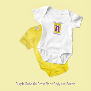 Body Robe pourpre Sur Croix