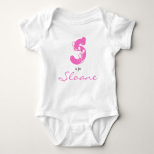Body Sloane nom Révéler Floral Lettre S Fleur rose