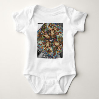 Body t-shirt à la conception absurde entièrement custom