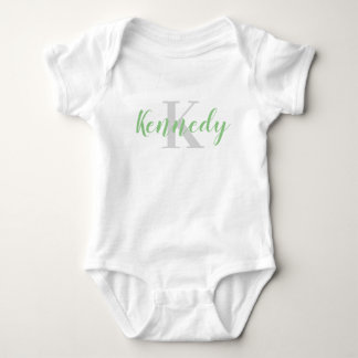 Body T-shirt personnalisé pour bébé avec nom vert et in