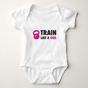 Body Train Comme Une Fille Avec Kettlebell