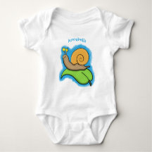 Un mignon escargot heureux sur une illustration d'