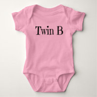Vêtements jumeaux de bébé - équipement jumel de B