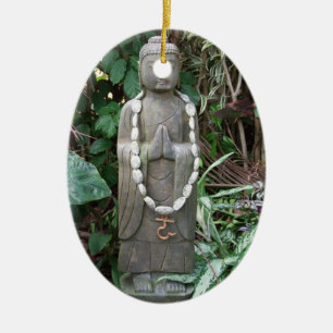 Boeddha in de tuin keramisch ornament