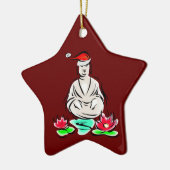 Boeddha met Santa hat Keramisch Ornament (Links)