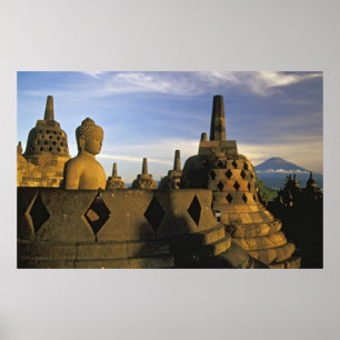 Boeddha Statue, Stupas en Volcano, Borobudur Poster
