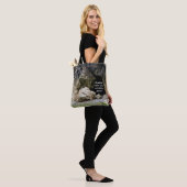 Boek canvas tas met prachtige strandgrot (Op model)