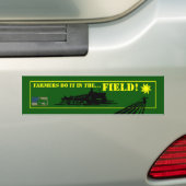 Boeren doen het in het veld! bumpersticker (Op auto)