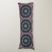 Boerenkool Kaleidoscoop Mandala Body Kussen (Voorkant Verticaal)