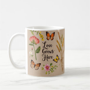 Boheemse wilde bloemen, vlinders, tarwestengels koffiemok