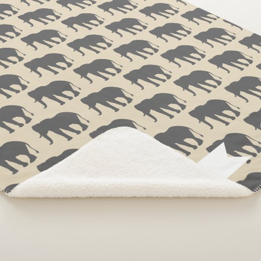Bohemian Beige & Grey Elephants & Name in Script Sherpa Deken (3/4)