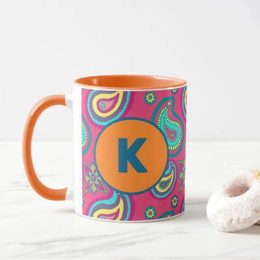 Bohemian Pink Paisley Pattern Custom Monogram Mok (Met donut)