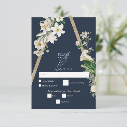 Bohemian Wood Pyramid Wit Bloemen Blauw Bruiloft RSVP Kaartje (Staand voorkant)