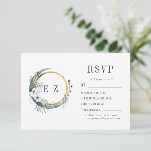 Boho Blue Floral Moon Monogram Wreath Wedding RSVP Kaartje (Staand voorkant)