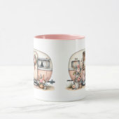 Boho Camper met Bloemenkrans & Pastels Roze Mok (Midden)