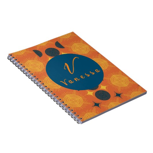 Boho Celestial Sun Moon Oranje Monogram Script Notitieboek (Rechterzijde)
