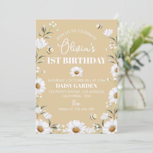 Boho Daisy Bee Eerste Verjaardag Uitnodiging (Staand voorkant)