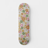 Boho Daisy Flowers 70s Groovy Floral Skateboard (Voorkant)