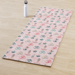 Boho Design- Frau mit Dreadlocks- Meditation- OM Yogamat