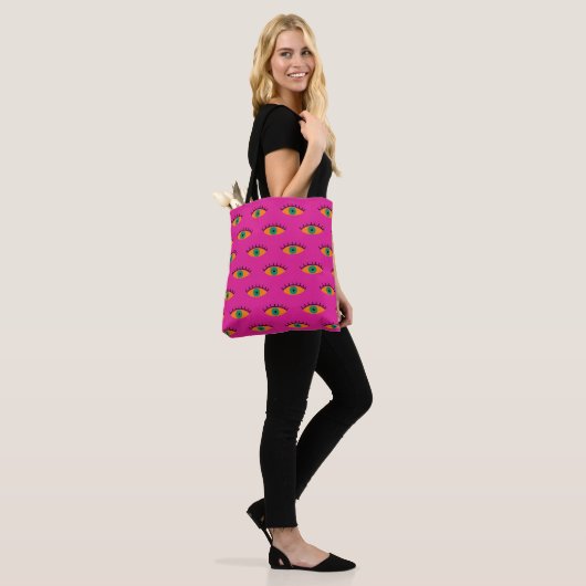 BOHO Evil Eye Patroon Funky Fuchsia Fun Draagtas (Op model)