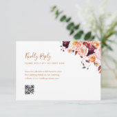 boho fall floral qr code rsvp carte (Debout devant)