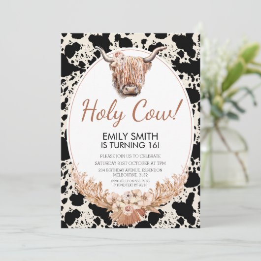 Boho Floral Highland Cow Invitation d'anniversaire (Debout devant)