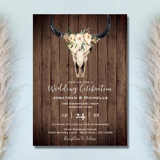 Boho Floral Koe Skull op Rustic Wood Wedding Kaart