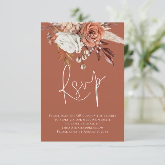 Boho Floral Script QR Code Terracotta Wedding RSVP (Staand voorkant)