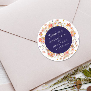 Boho herfst bloemen navyblauw trouw bruidspaar bed ronde sticker
