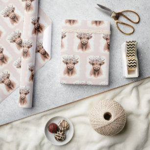 Boho Highland Koe met bloemhoofddeksel Cadeaupapier