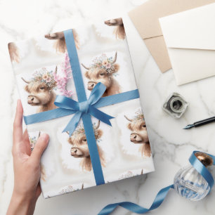 Boho Hooglandkoe Met Bruidsbloemen Cadeaupapier