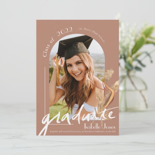 Boho Pampas Grass Terracotta Arch Photo Afstuderen Kaart (Staand voorkant)