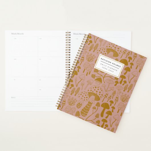 Boho Pink Musroom Planner (Devant avec enveloppe)