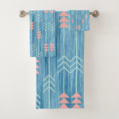 Boho Pink White en Blue Arrow Bad Handdoek (Insitu)