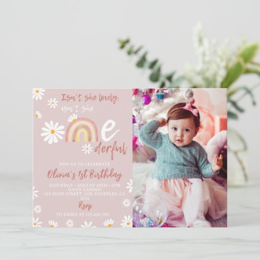 Boho Rainbow Daisy 1er Anniversaire Invitation (Debout devant)