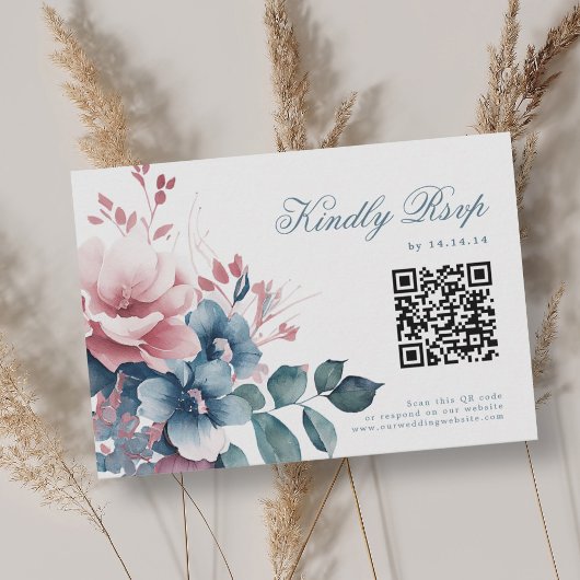 Boho romantique Dusty Blue Floral Wedding RSVP QR