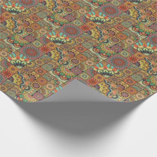 Boho tegels: kleurrijk patchwork naadloos patroon cadeaupapier (Hoek)