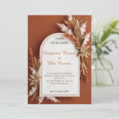 Boho Terracotta Pampas Grass Wedding Uitnodiging (Staand voorkant)