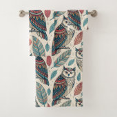 Boho Uil Blad Patroon Blauwgroen Rust Beige Bad Handdoek (Insitu)